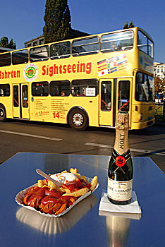 香肠,咖哩,酱,蛋黄酱,番茄酱,短笛,香槟,地铁站,观光车,柏林,德国,欧洲