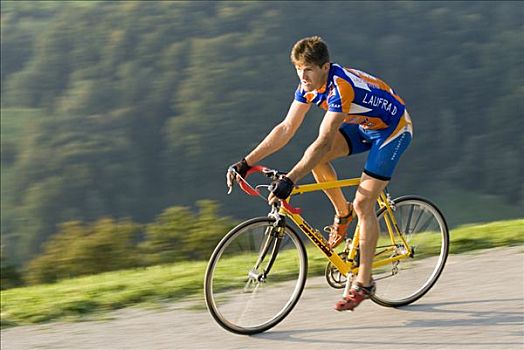 男人,骑,竞赛用自行车