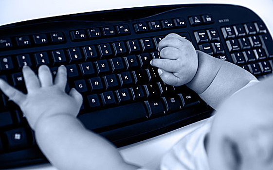手,键盘,早期教育