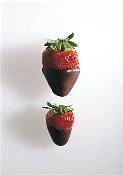 两个,草莓,巧克力