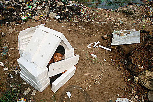 街道,孩子,玩,泡沫塑料,地面,旁侧,河,一半,生活方式,不同,达卡,孟加拉,十一月,2007年