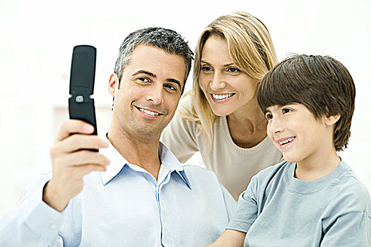 家庭,看,手机,一起,微笑