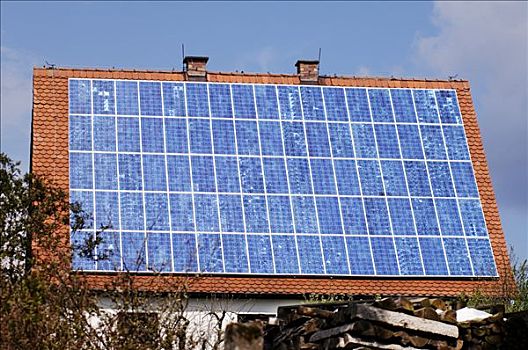 太阳能电池板,屋顶,中间,弗兰克尼亚,巴伐利亚,德国,欧洲