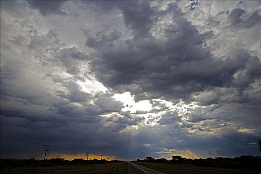 纳米比亚,埃龙戈区,建筑,向上,积雨云,道路,突显,太阳