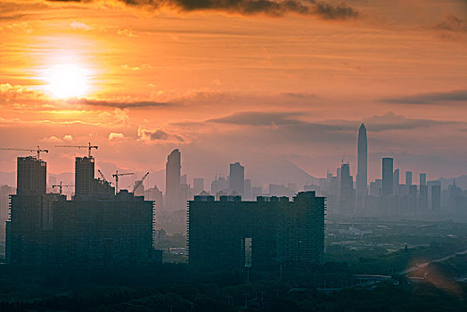 中国广东深圳湾都市日出风光