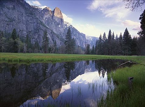 警戒,石头,反射,水中,优胜美地国家公园,加利福尼亚