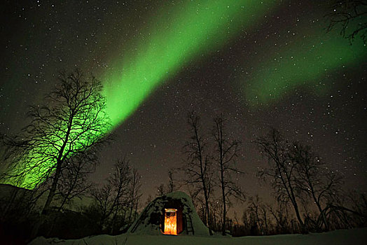 北极光,瑞典
