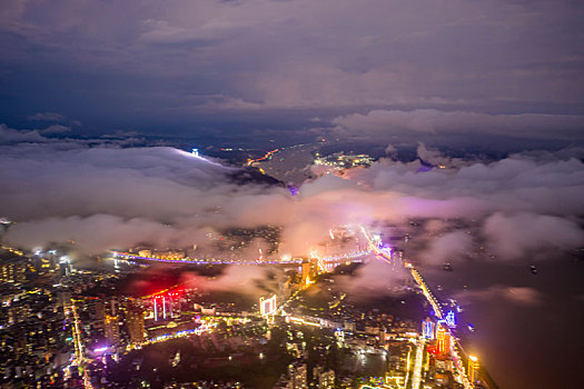 广西梧州,雨后云雾夜景如仙境