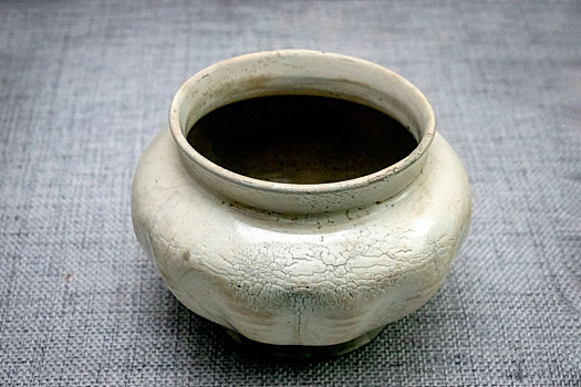 中国陶瓷,白瓷器皿