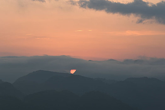 山区风景图