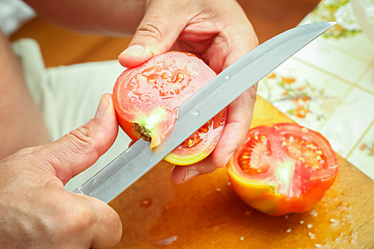 切,西红柿,切菜板