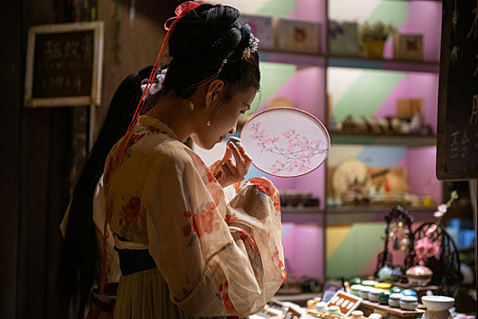 久久婷五月综合啪啪网