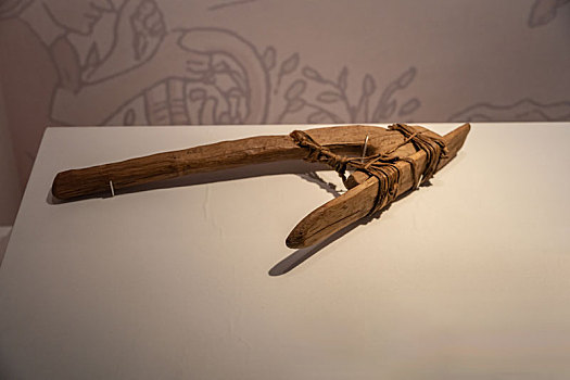 秘鲁印加博物馆藏现代木石锄头安第斯石刃锄头