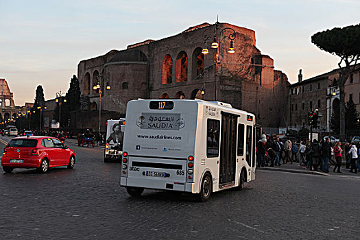 罗马的公交车
