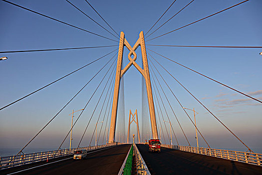 港珠澳大橋,跨海大橋