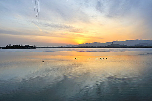 颐和园,昆明湖,西堤,玉泉山,玉泉塔,玉峰塔