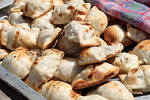 维吾尔族美食,烤包子