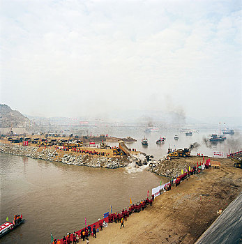 三峡截流现场