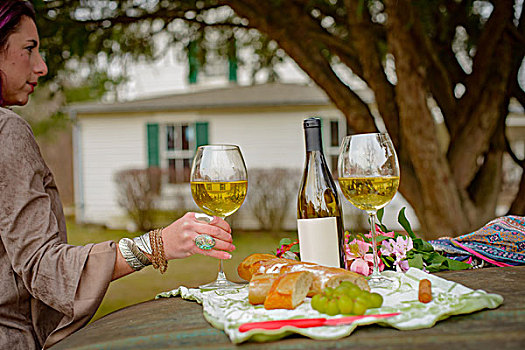 女人,放松,葡萄酒,花园