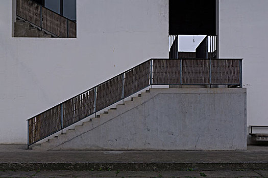学院的楼梯