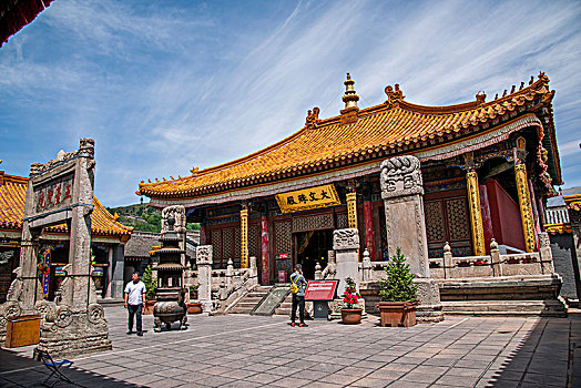 山西忻州市五台山菩萨顶寺院大文殊殿