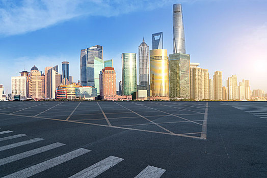 路面天际线和上海陆家嘴建筑大画幅