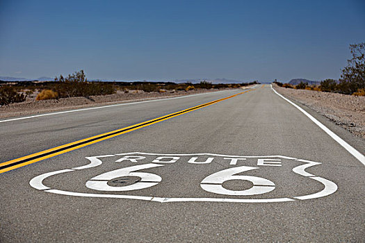 道路,66号公路,靠近,针,莫哈维沙漠,加利福尼亚,美国,北美