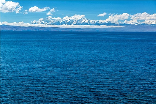 安第斯山,提提卡卡湖