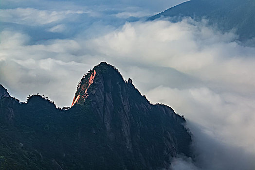 安徽省黄山市黄山风景区天都峰自然景观