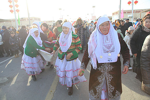 新疆哈密,首届哈萨克族,赏民族风情,品特色美食,冬宰节开幕