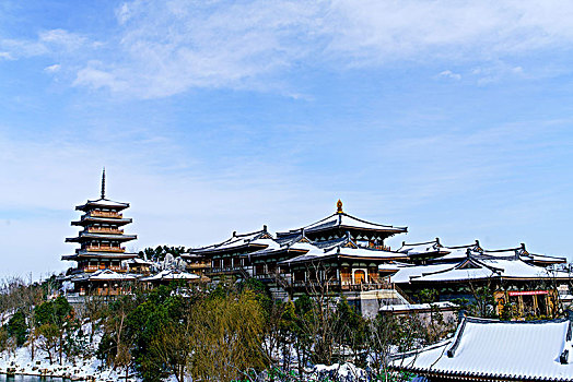 湖北襄阳影视城雪景