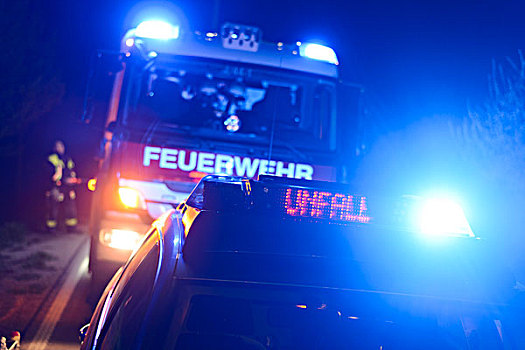 消防车,警车,蓝色,led灯,展示,德国,意外,碰撞,场所,巴登符腾堡,欧洲