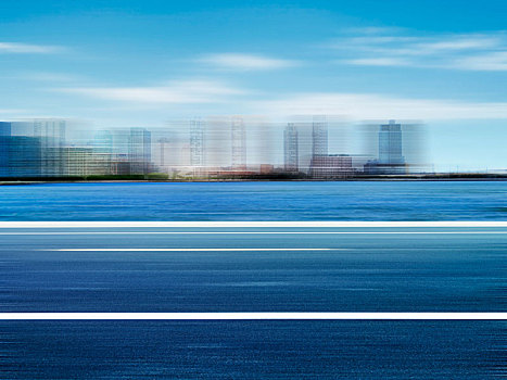 曼哈顿哈德逊河天际线与沥青道路合成汽车广告背景素材