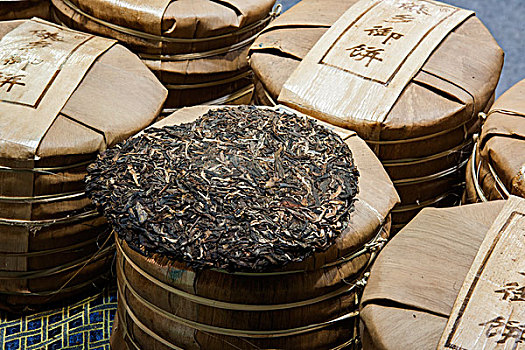重庆茶博会上的普洱茶与砖茶