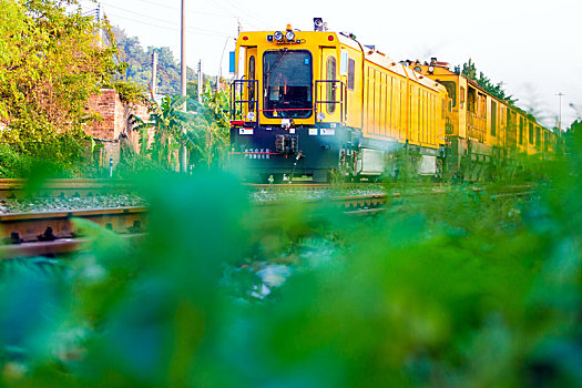 黄色的火车车头