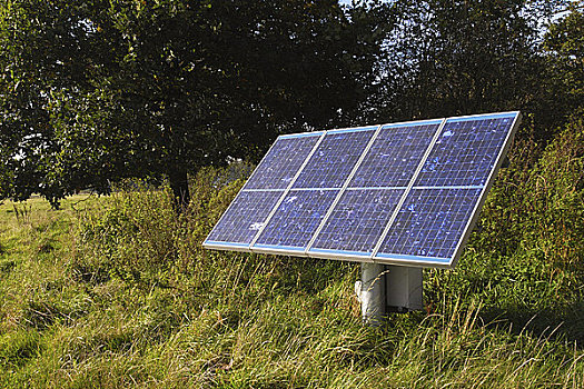 英格兰,沃里克郡,太阳能电池板,乡野,花园