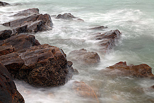 北海,银滩,礁石,沙滩,浴场,游客,海水,海浪,风光,自然,冠头岭,砥柱