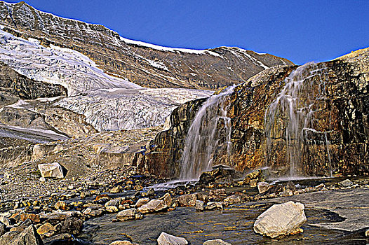 瀑布,翠绿色,冰河,幽鹤国家公园,不列颠哥伦比亚省,加拿大