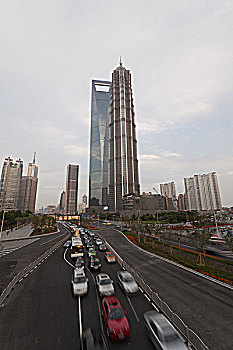 上海浦东陆家嘴的两座高楼,金茂大厦,上海环球金融中心