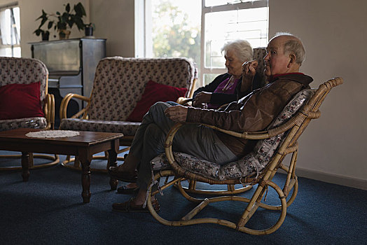 老年,夫妻,放松,椅子,养老院