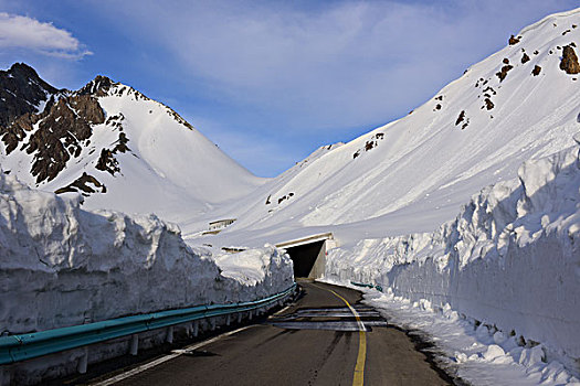 雪山路