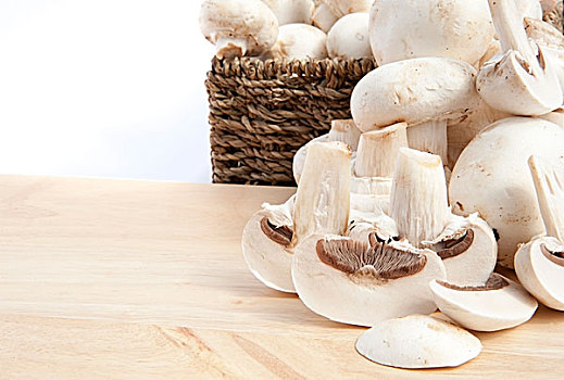 新鲜,洋蘑菇,蘑菇,乡村,编织物,篮子,隔绝,白色背景,背景