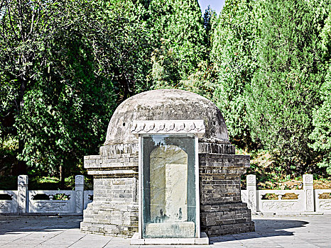 扁鹊墓