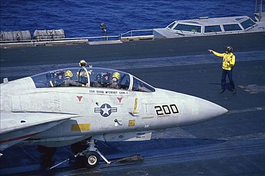格鲁曼,f-14,雄猫,飞行甲板,美国军舰