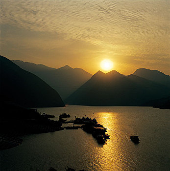 重庆巫峡峡口景观