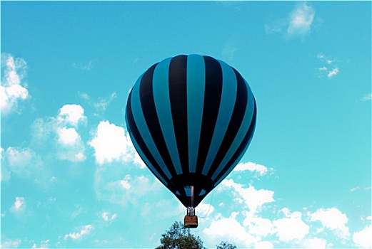 蓝色,黑色,条纹,热气球,向上,蓝天