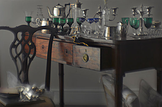 老式,牌桌,银器,玻璃杯
