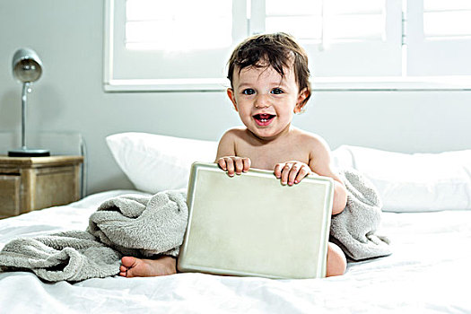 高兴,可爱,男婴,拿着,平板电脑,床,头像,在家
