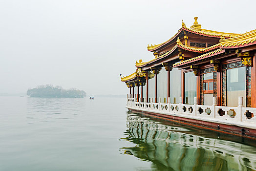 杭州西湖风光游船