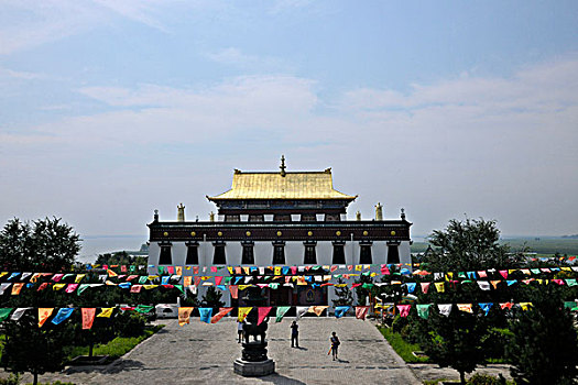查干湖畔著名藏传佛教古刹之一----妙因寺天王殿的建筑特色